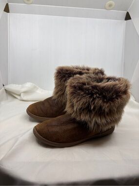 Overland Women's Inez Sheepskin Slipper Boots 6